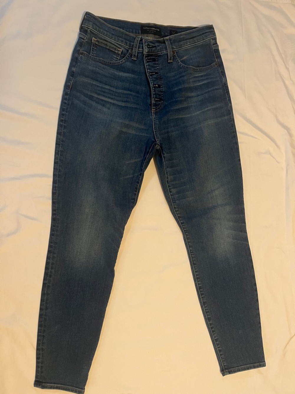 Lucky Brand Women's Skinny Jeans in Dark Blue Wash